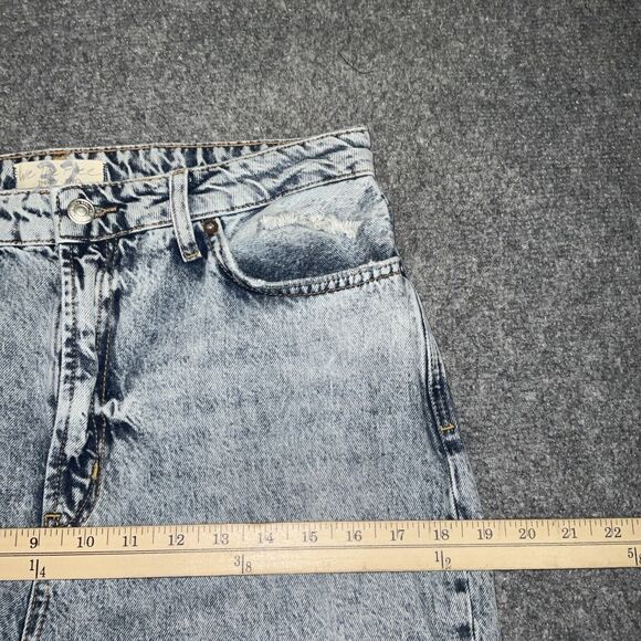 Free People Jeans Womens Size 32  Blue Acid Wash 80's Straight distressed patch - Picture 5 of 12
